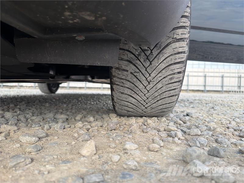 Fiat Panda Hybrid Automobile Auto's