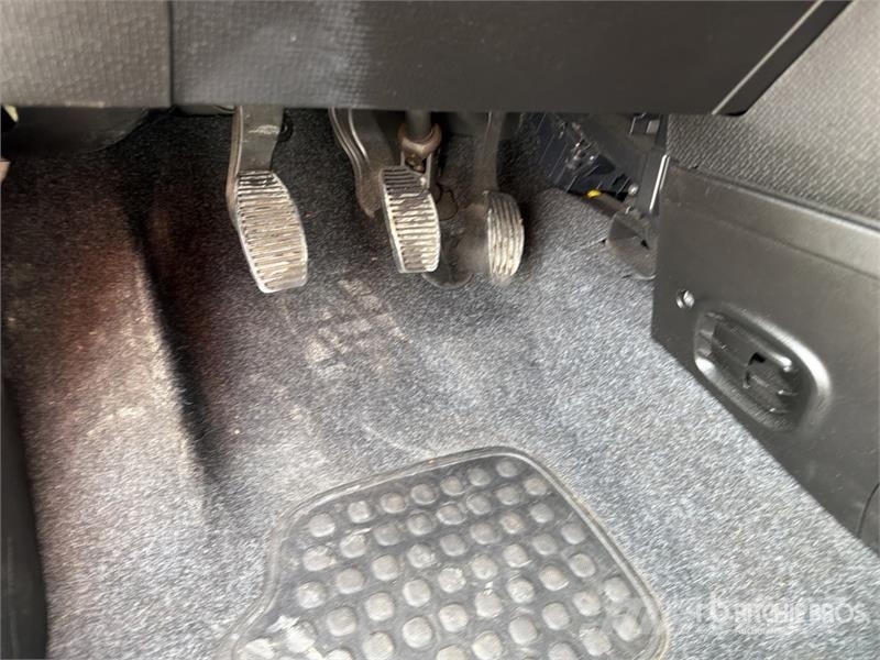 Fiat Panda Hybrid Automobile Auto's