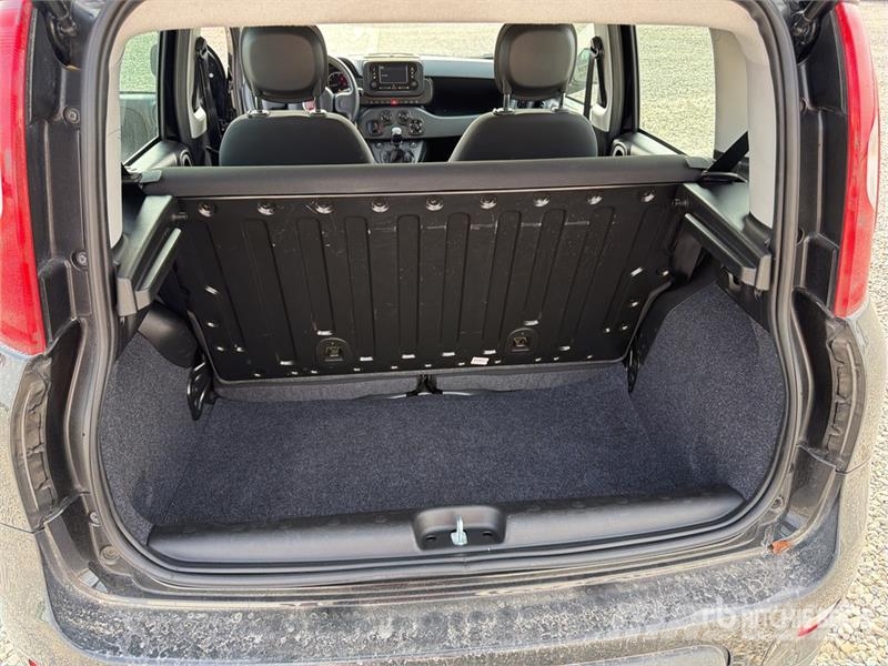 Fiat Panda Hybrid Panda 1.0 52 KW Mild/Hybrid Automobil Auto's