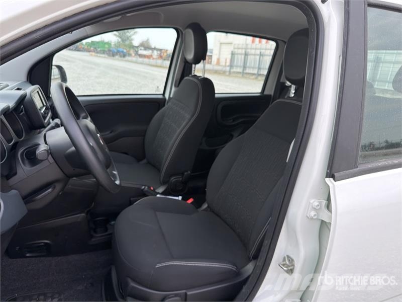 Fiat Panda Hybrid Panda 1.0 52 KW Mild/Hybrid Automobil Auto's