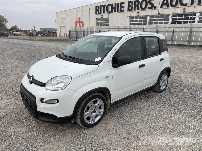 Fiat Panda Hybrid Panda 1.0 52 KW Mild/Hybrid Automobil Auto's