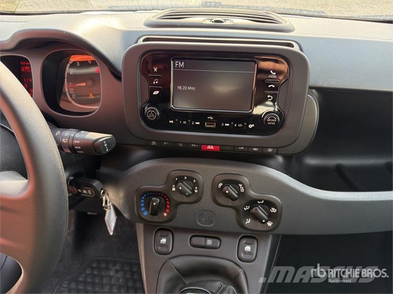 Fiat Panda Hybrid Panda 1.0 52 KW Mild/Hybrid Automobil Auto's