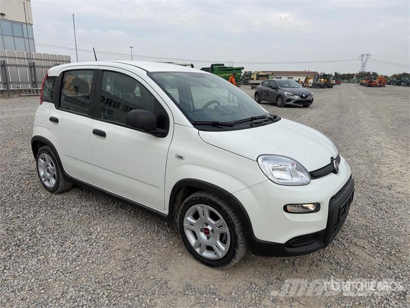 Fiat Panda Hybrid Panda 1.0 52 KW Mild/Hybrid Automobil Auto's