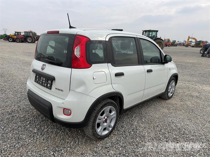 Fiat Panda Hybrid Panda 1.0 52 KW Mild/Hybrid Automobil Auto's