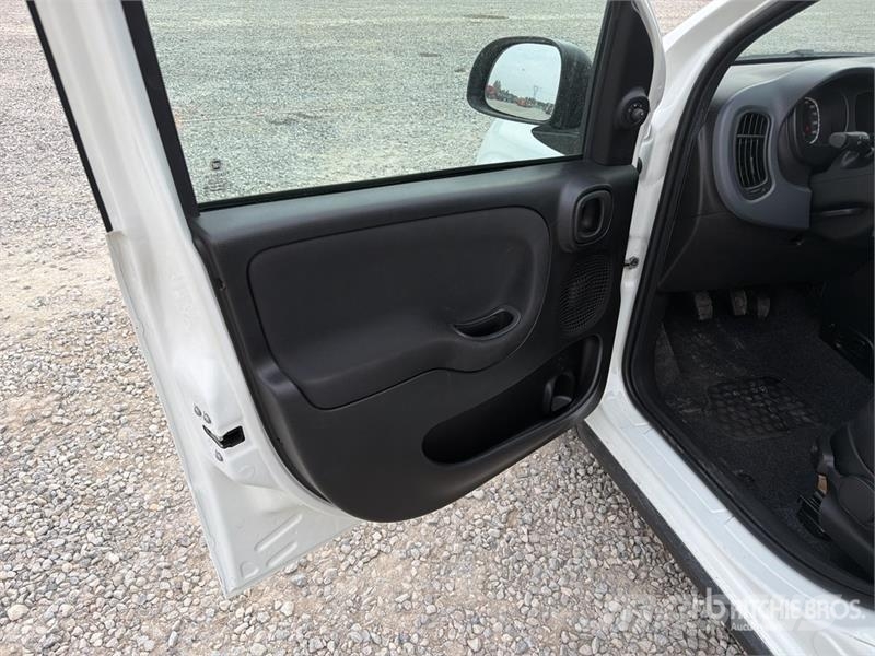 Fiat Panda Hybrid Panda 1.0 52 KW Mild/Hybrid Automobil Auto's
