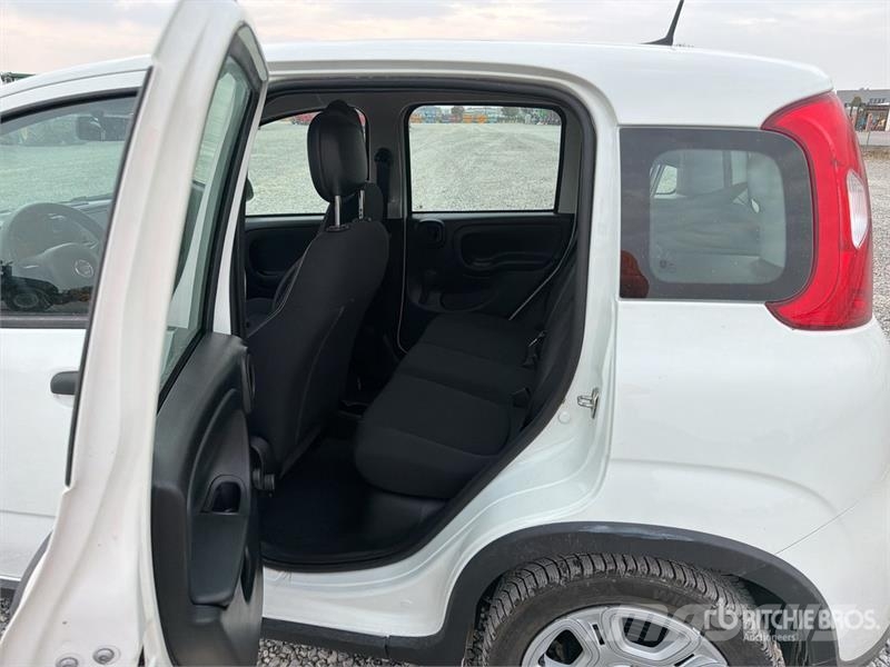 Fiat Panda Hybrid Panda 1.0 52 KW Mild/Hybrid Automobil Auto's