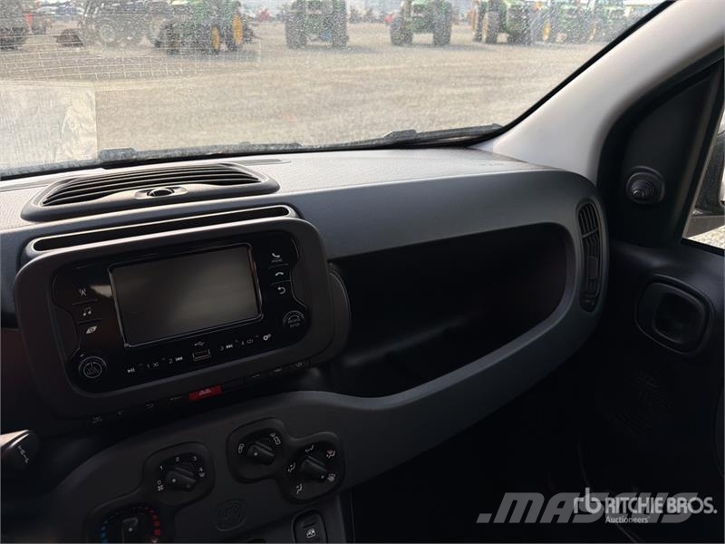 Fiat Panda Hybrid Panda 1.0 52 KW Mild/Hybrid Automobil Auto's