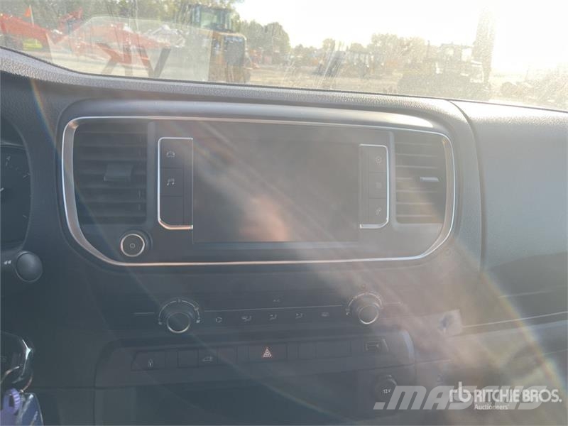 Fiat Scudo 1.5 D 75 KW KA L3H1 - panel Van L3H1 Cargo V 패널 화물차