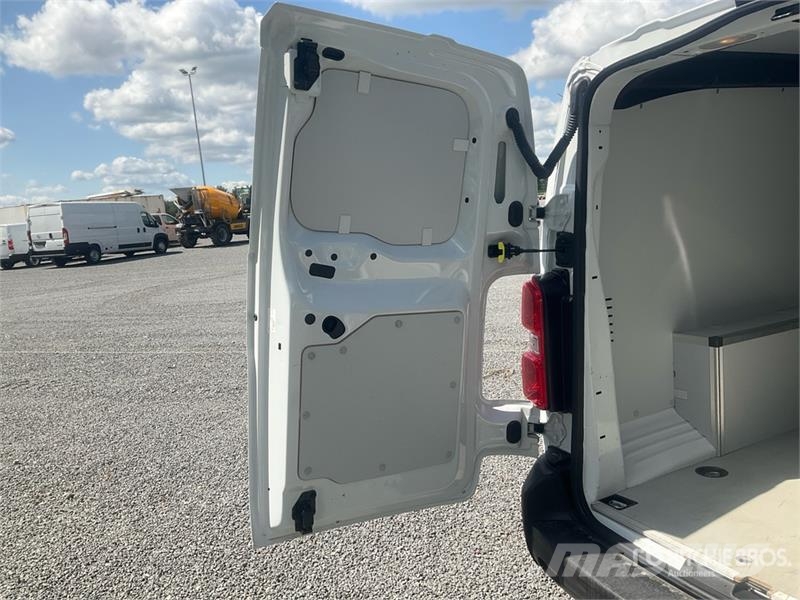 Fiat Scudo 1.5 D 75 KW KA L3H1 Cargo Van Transporterek