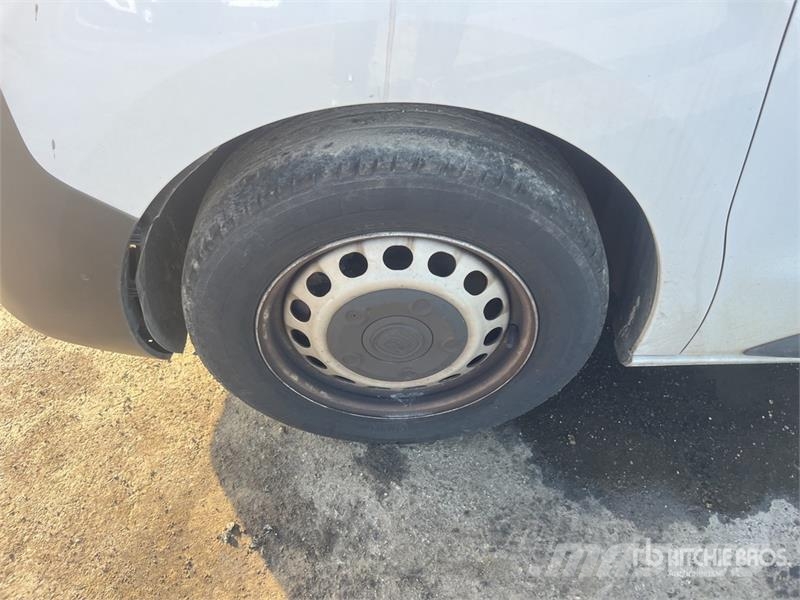 Fiat Scudo 1.5 D 75 KW KA L3H1 - panel Van L3H1 Cargo V 패널 화물차
