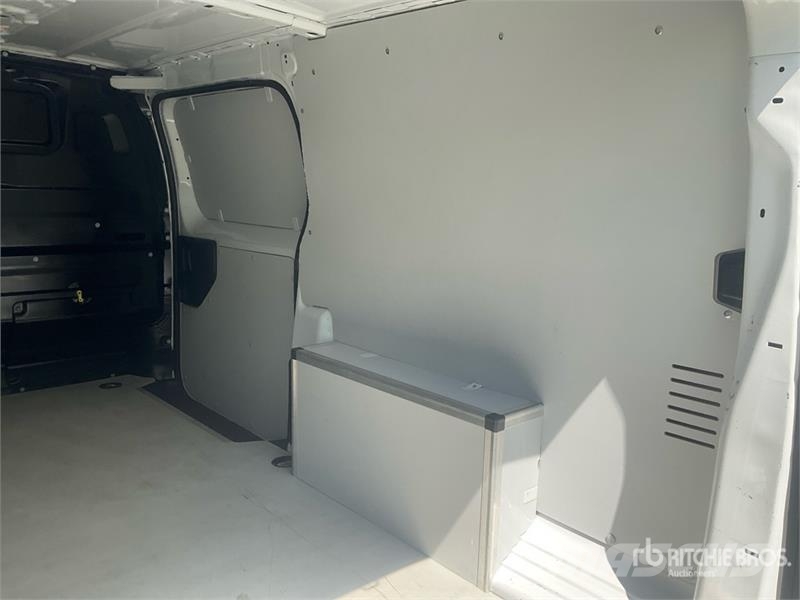 Fiat Scudo 1.5 D 75 KW KA L3H1 Cargo Van Transporterek