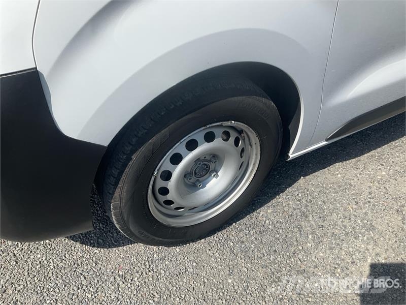 Fiat Scudo 1.5 D 75 KW KA L3H1 Cargo Van Krovininiai furgonai