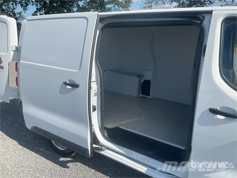 Fiat Scudo 1.5 D 75 KW KA L3H1 Cargo Van Lieferwagen