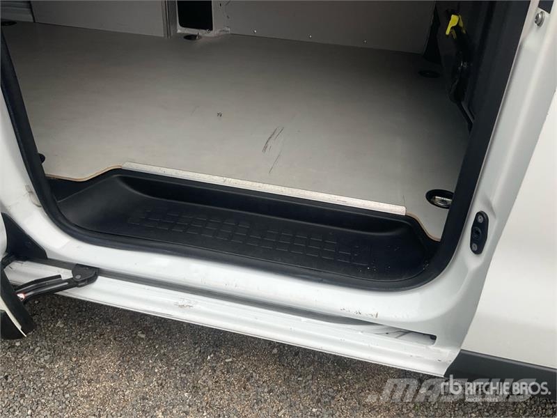 Fiat Scudo 1.5 D 75 KW KA L3H1 Cargo Van Transporterek