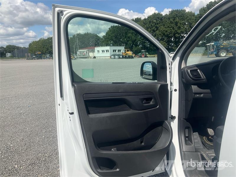 Fiat Scudo 1.5 D 75 KW KA L3H1 Cargo Van Transporterek