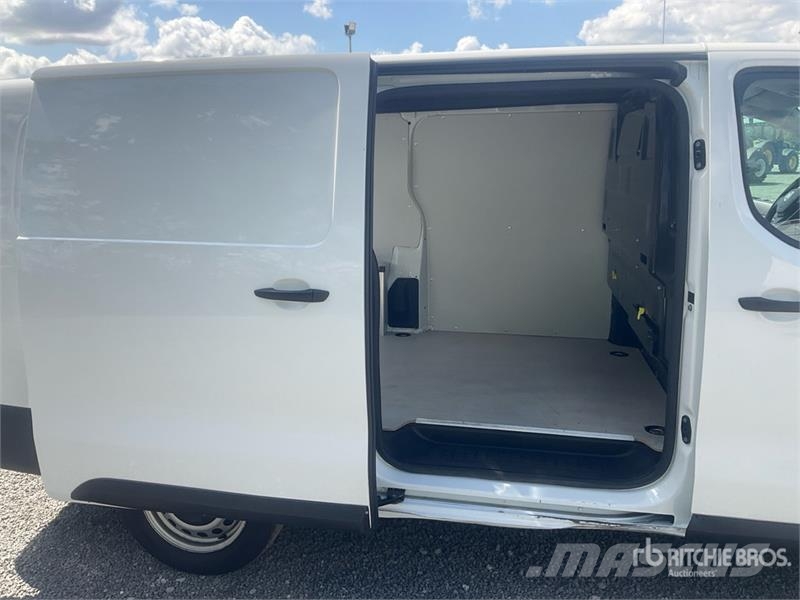 Fiat Scudo 1.5 D 75 KW KA L3H1 Cargo Van Transporterek