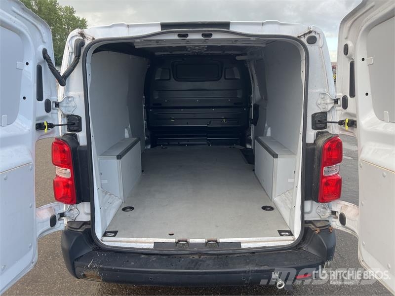 Fiat Scudo 1.5 D 75 KW KA L3H1 - panel Van L3H1 Cargo V Furgone chiuso