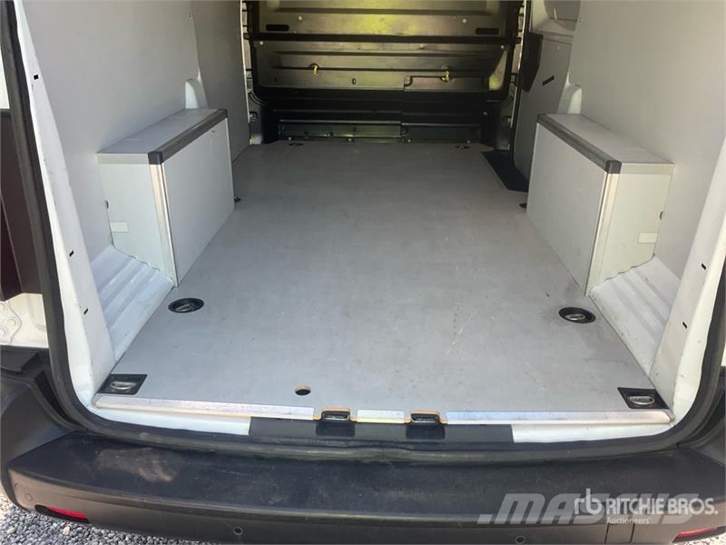 Fiat Scudo 1.5 D 75 KW KA L3H1 Cargo Van Lieferwagen