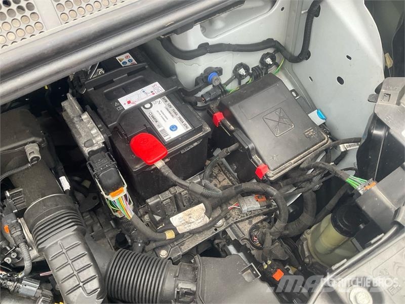 Fiat Scudo 1.5 D 75 KW KA L3H1 Cargo Van Transporterek