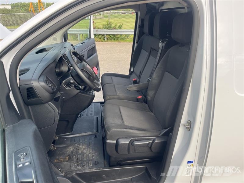 Fiat Scudo 1.5 D 75 KW KA L3H1 - panel Van L3H1 Cargo V Dostavna vozila / kombiji