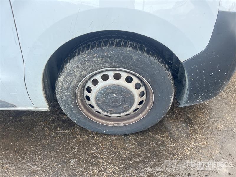 Fiat Scudo 1.5 D 75 KW KA L3H1 - panel Van L3H1 Cargo V Furgone chiuso