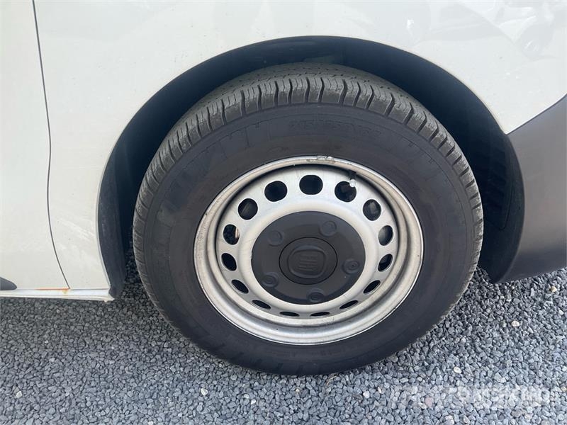 Fiat Scudo 1.5 D 75 KW KA L3H1 Cargo Van Transporterek