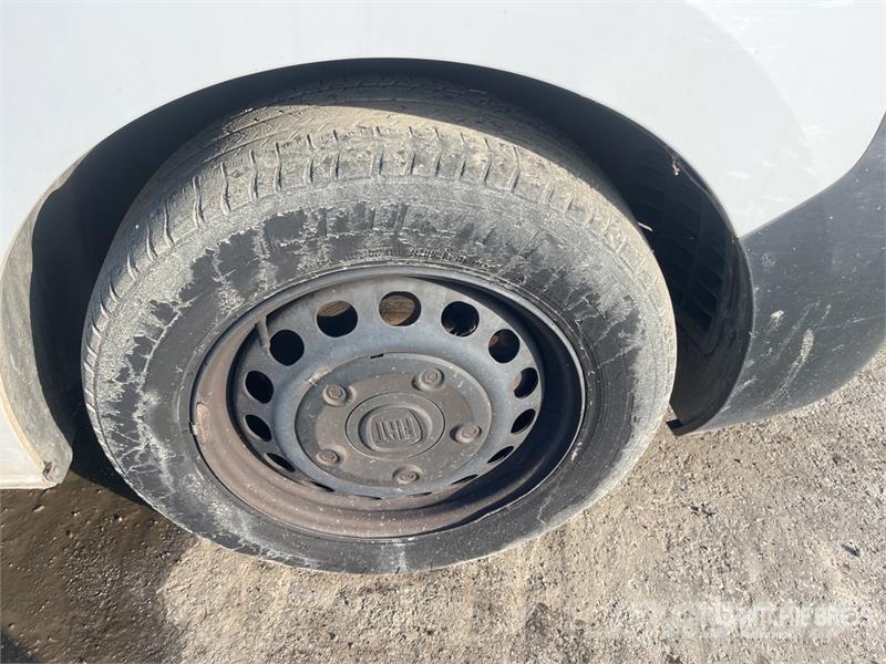 Fiat Scudo 1.5 D 75 KW KA L3H1 - panel Van L3H1 Cargo V 패널 화물차