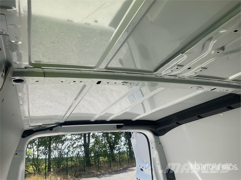 Fiat Scudo 1.5 D 75 KW KA L3H1 Cargo Van Transporterek