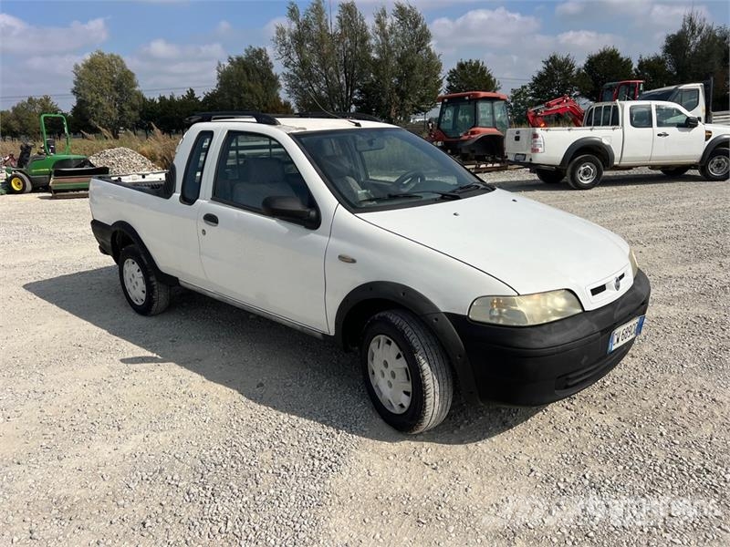 Fiat Strada Pickup Други