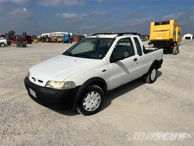Fiat Strada Pickup Други