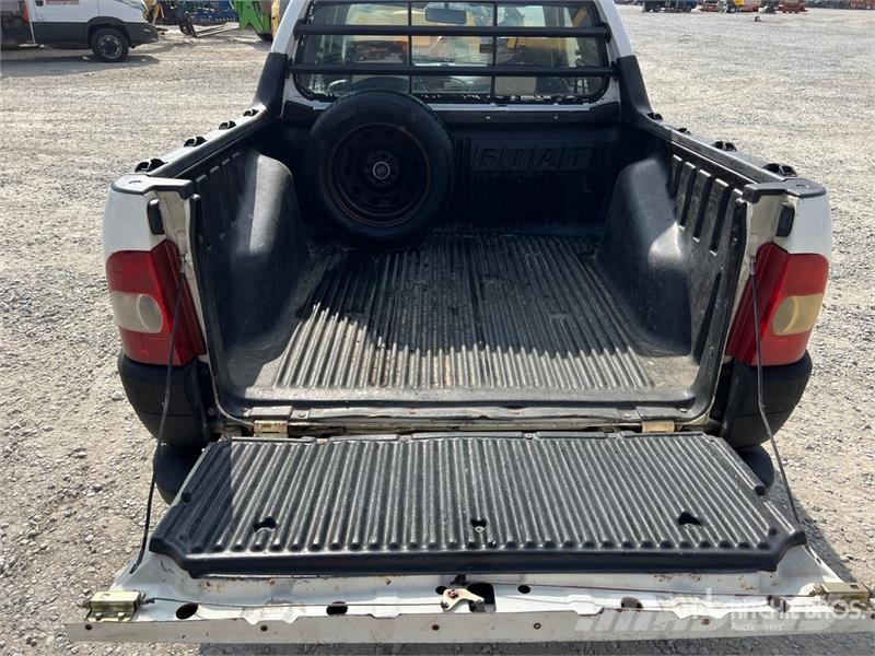 Fiat Strada Pickup Други