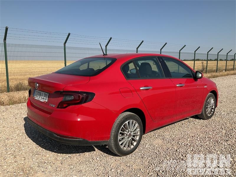 Fiat Tipo Sedan Automobile Osobní vozy