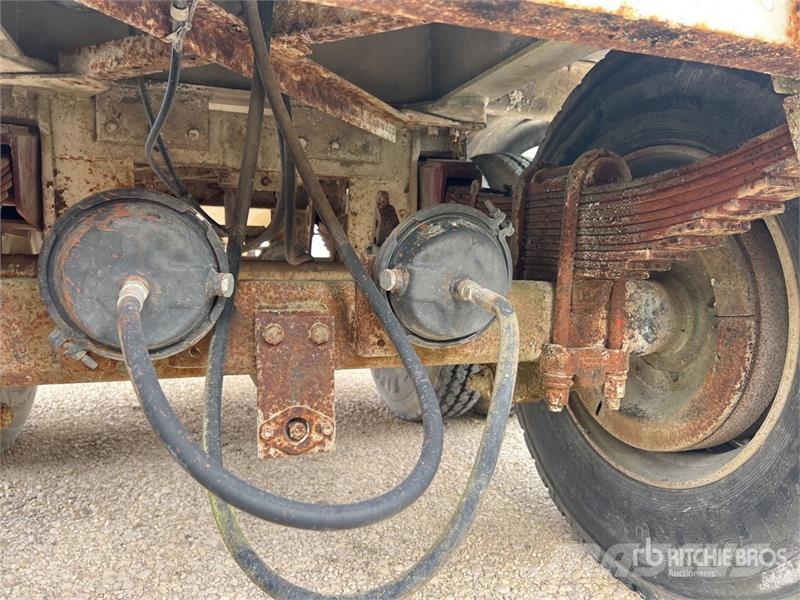 Filiat TA32E T/A Citerne A Chaux Tanker Trailer Prikolice za cisterne