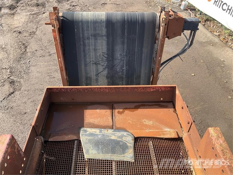 Finlay 693 Tracked Incline Screen Plant Screeners