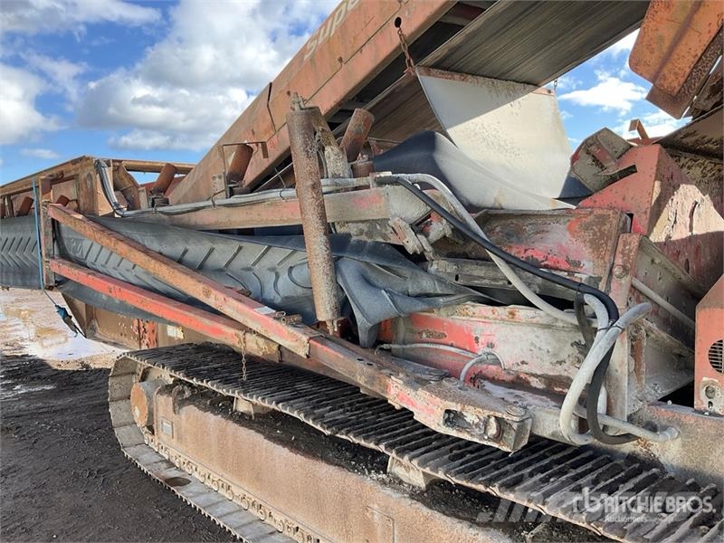 Finlay 693 Tracked Incline Screen Plant Screeners