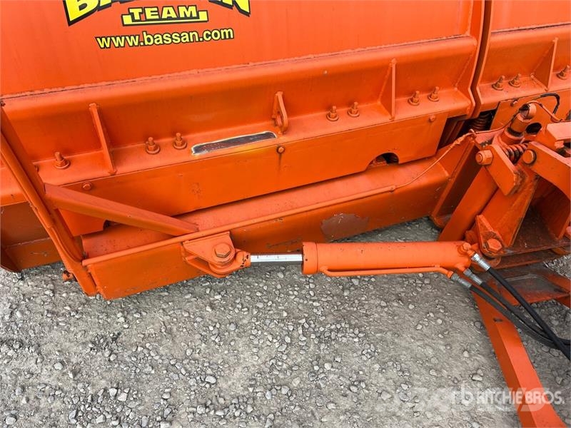 Fissore LA300 3P Snow Plow حراثات ونصول الجليد