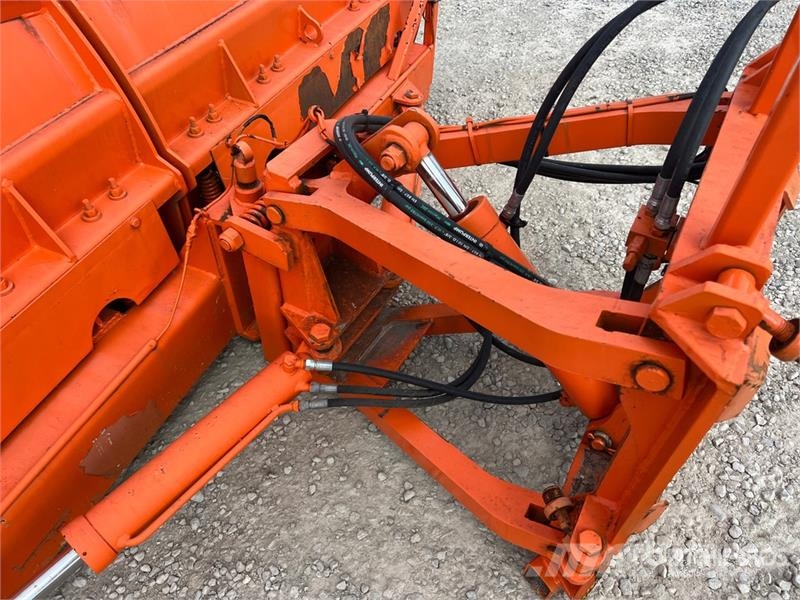  Fissore LA300 3P Snow Plow حراثات ونصول الجليد