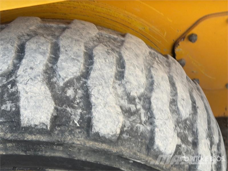  FKI 344 Skid Steer Loader Мини товарачи

