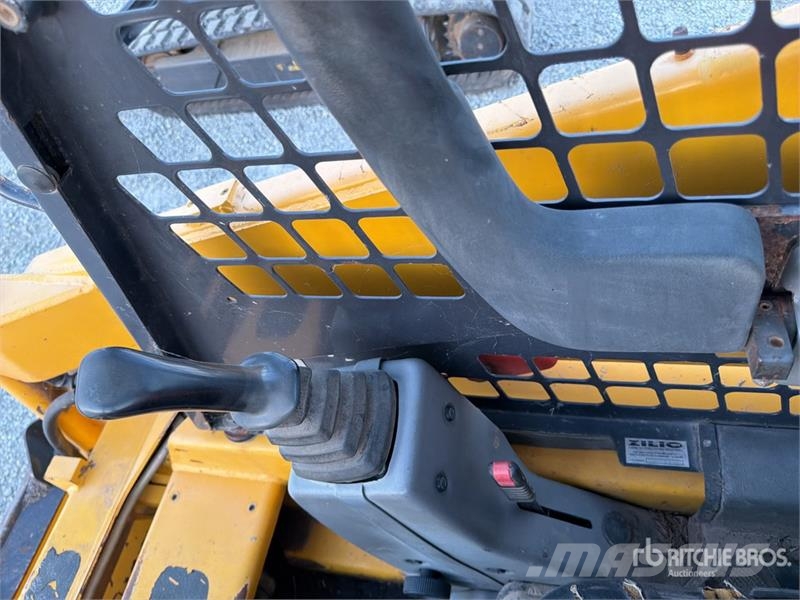  FKI 344 Skid Steer Loader Мини товарачи

