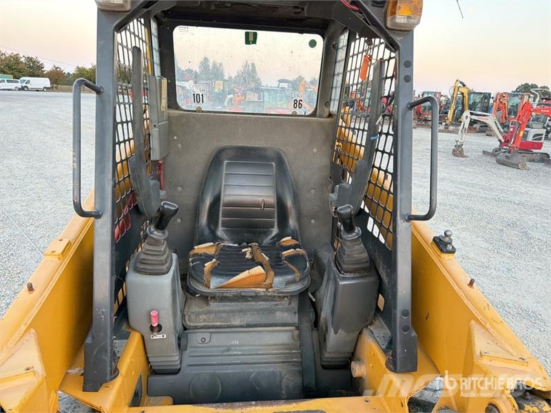  FKI 344 Skid Steer Loader Мини товарачи
