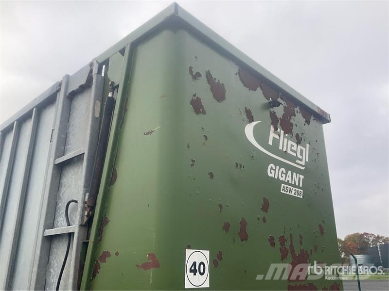 Fliegl Gigant ASW 268 Push-Off Silage Trailer Universele aanhangers