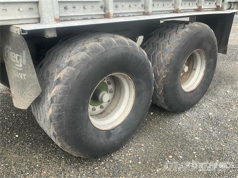 Fliegl Gigant ASW 268 Push-Off Silage Trailer Universele aanhangers