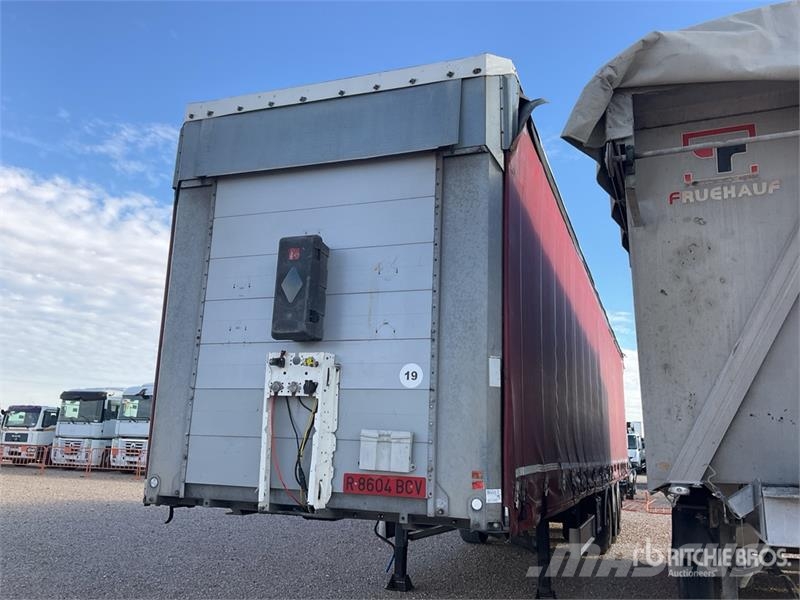 Fliegl SDS Curtain Side Trailer Prikolica s ponjavo