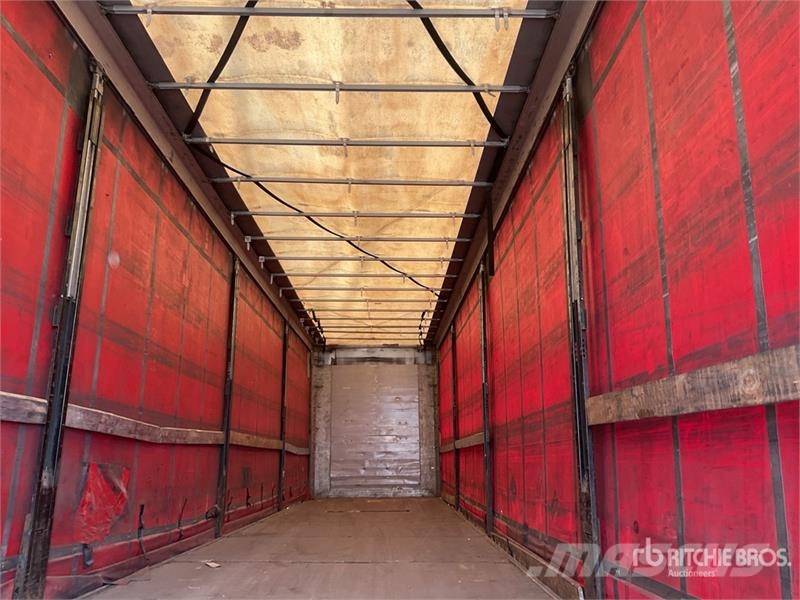 Fliegl SDS Tri/A Curtain Side Trailer مقطورات بغطاء جانبي