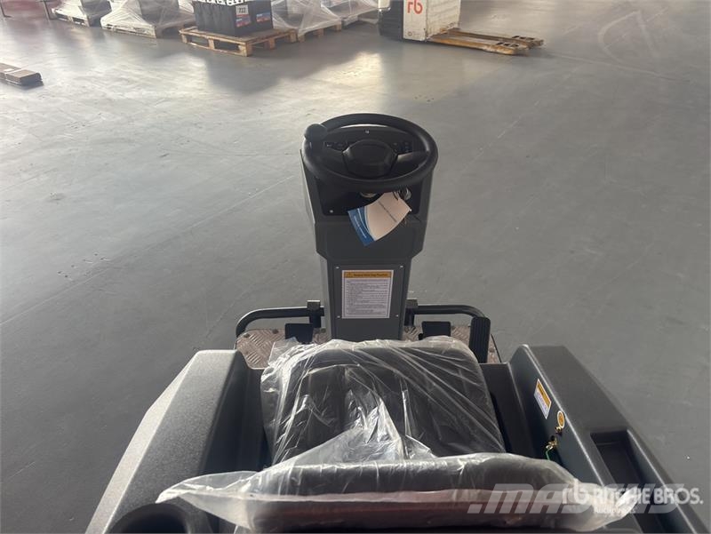 FLOOR-SWEEPER GDW12 Electric Sweeper Truck (Unused Tänavapuhastusveokid