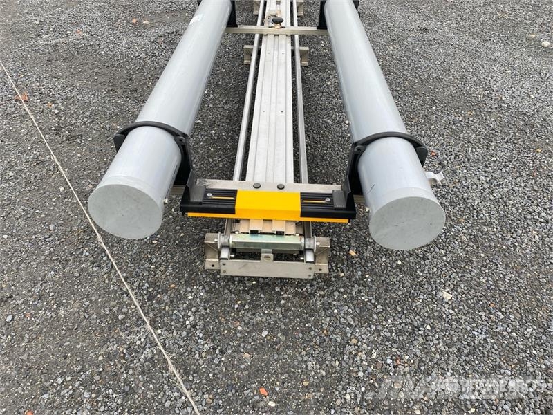  Folding Roof Rack معدات البناء - غير ذلك