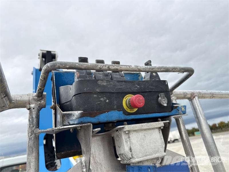 Ford 20D 20 m on Ford Transit Bucket Truck Avtokošare