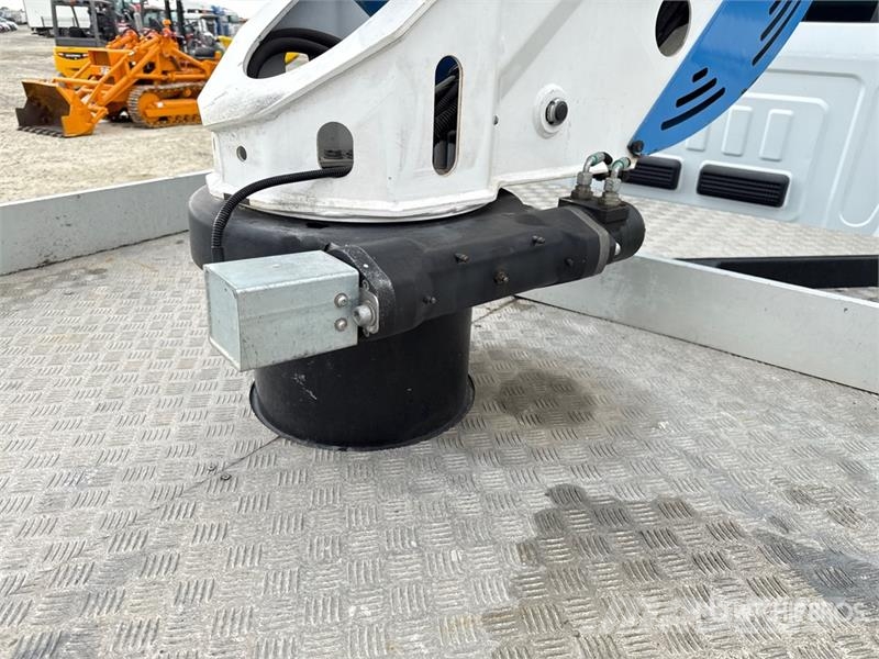 Ford 20D 20 m on Ford Transit Bucket Truck Avtokošare