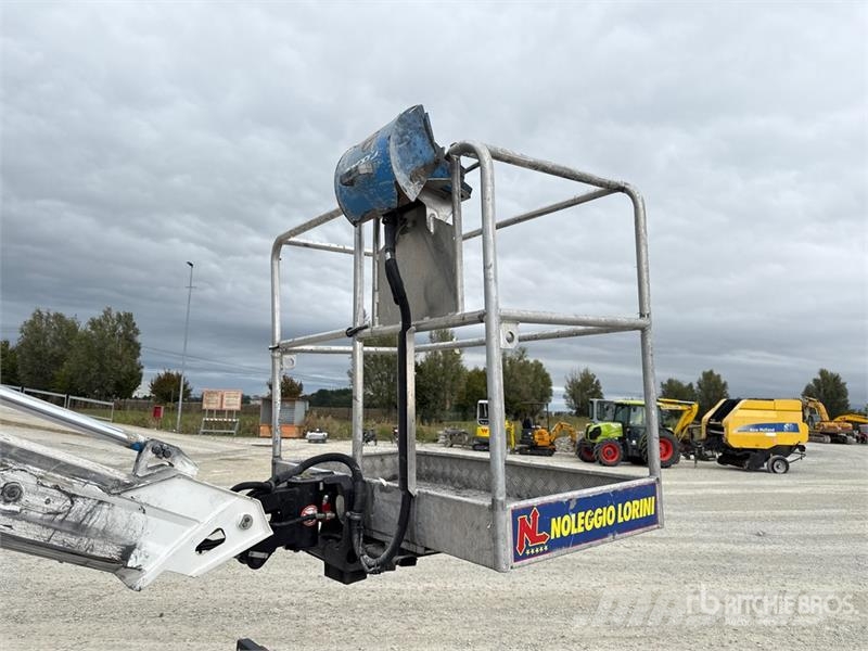 Ford 20D 20 m on Ford Transit Bucket Truck Avtokošare