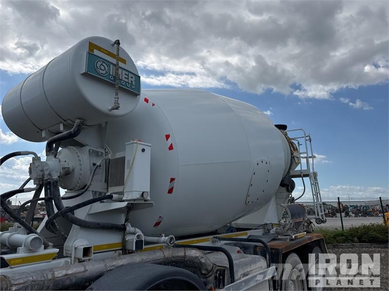 Ford 4142M 8x4 Mixer Truck ミキサー車